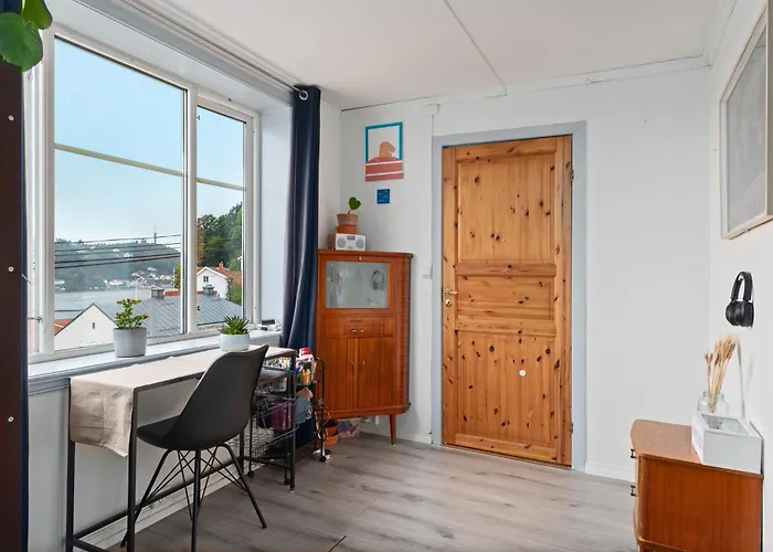 Bright With A Sea View In The Center Of Apartamento
