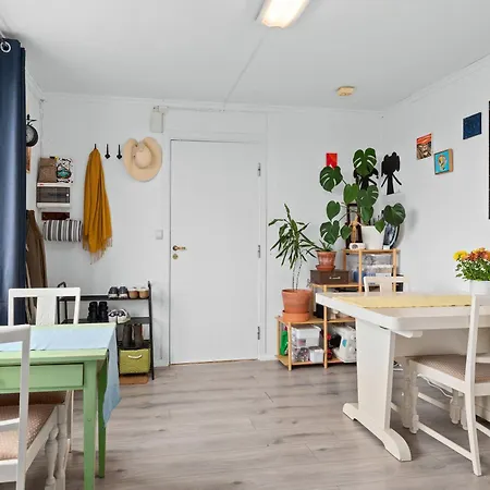 Bright With A Sea View In The Center Of Apartament *